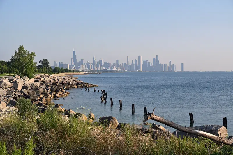 Morning view of the downtown Chicago skyline from the Lakefront Trail